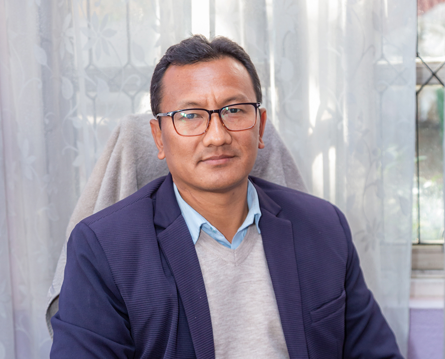 Mr. Madhav Khapangi
